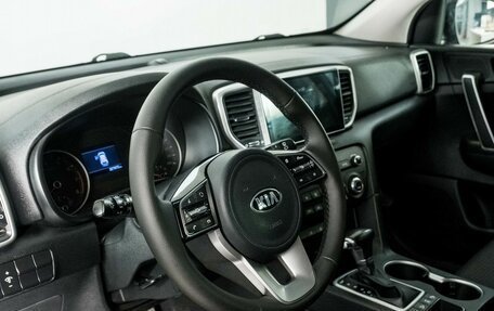 KIA Sportage IV рестайлинг, 2020 год, 1 798 000 рублей, 5 фотография