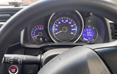 Honda Fit III, 2016 год, 990 000 рублей, 11 фотография