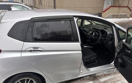 Honda Fit III, 2016 год, 990 000 рублей, 3 фотография