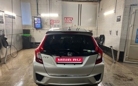 Honda Fit III, 2016 год, 990 000 рублей, 8 фотография