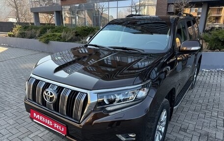 Toyota Land Cruiser Prado 150 рестайлинг 2, 2018 год, 5 700 000 рублей, 4 фотография