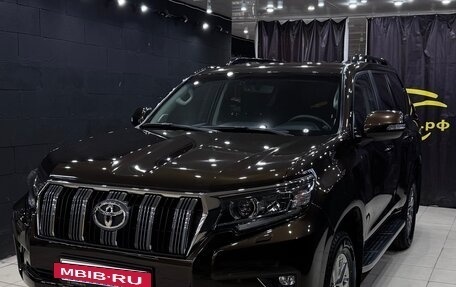 Toyota Land Cruiser Prado 150 рестайлинг 2, 2018 год, 5 700 000 рублей, 14 фотография