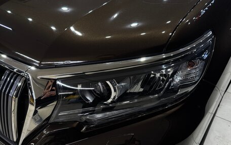 Toyota Land Cruiser Prado 150 рестайлинг 2, 2018 год, 5 700 000 рублей, 16 фотография