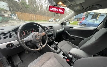 Volkswagen Jetta VI, 2013 год, 1 100 000 рублей, 1 фотография