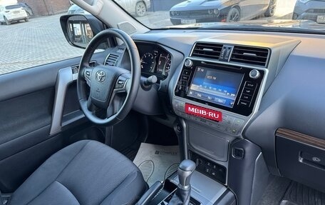 Toyota Land Cruiser Prado 150 рестайлинг 2, 2018 год, 5 700 000 рублей, 27 фотография