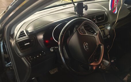 KIA Rio III рестайлинг, 2015 год, 1 100 000 рублей, 12 фотография