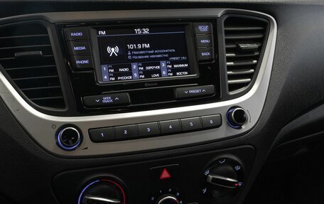 Hyundai Solaris II рестайлинг, 2020 год, 1 450 000 рублей, 6 фотография