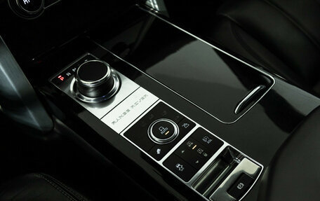 Land Rover Range Rover IV рестайлинг, 2013 год, 3 650 000 рублей, 22 фотография