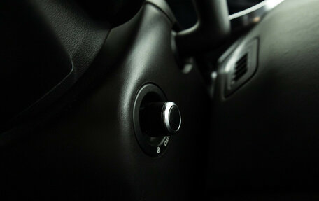 Land Rover Range Rover IV рестайлинг, 2013 год, 3 650 000 рублей, 25 фотография