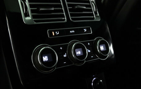 Land Rover Range Rover IV рестайлинг, 2013 год, 3 650 000 рублей, 27 фотография