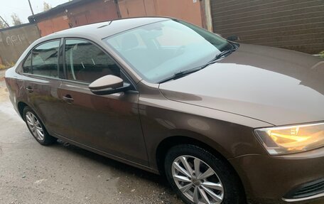 Volkswagen Jetta VI, 2013 год, 1 100 000 рублей, 4 фотография