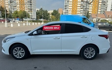 Hyundai Solaris II рестайлинг, 2019 год, 1 350 000 рублей, 24 фотография