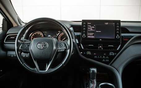 Toyota Camry, 2021 год, 3 460 000 рублей, 15 фотография