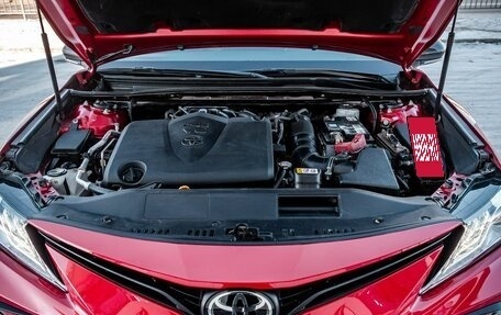 Toyota Camry, 2021 год, 3 460 000 рублей, 10 фотография