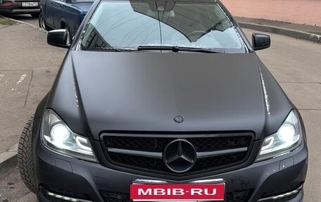 Mercedes-Benz C-Класс, 2011 год, 1 440 000 рублей, 1 фотография