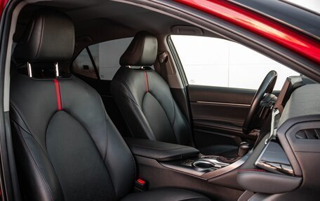 Toyota Camry, 2021 год, 3 460 000 рублей, 24 фотография