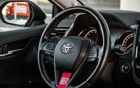 Toyota Camry, 2021 год, 3 460 000 рублей, 28 фотография