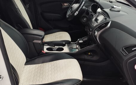 Hyundai ix35 I рестайлинг, 2014 год, 1 600 000 рублей, 23 фотография