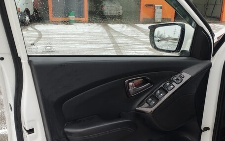 Hyundai ix35 I рестайлинг, 2014 год, 1 600 000 рублей, 14 фотография