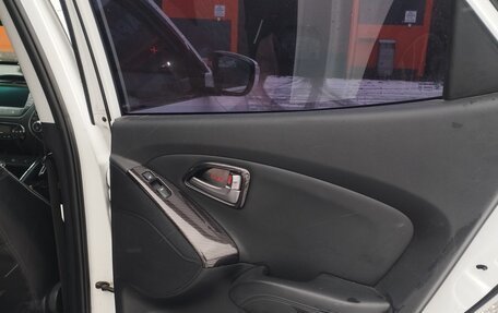 Hyundai ix35 I рестайлинг, 2014 год, 1 600 000 рублей, 17 фотография