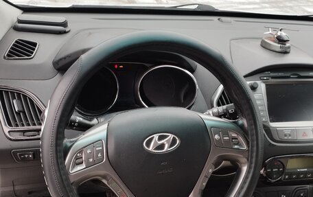 Hyundai ix35 I рестайлинг, 2014 год, 1 600 000 рублей, 24 фотография