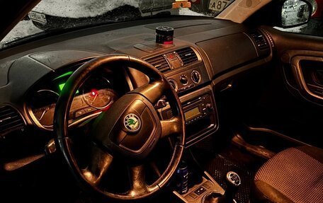 Skoda Fabia II, 2010 год, 350 000 рублей, 15 фотография