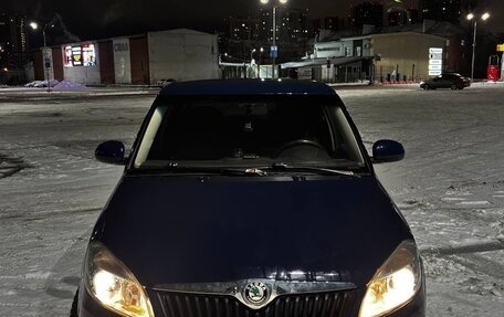 Skoda Fabia II, 2010 год, 350 000 рублей, 2 фотография