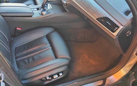 BMW 5 серия, 2019 год, 2 700 000 рублей, 13 фотография