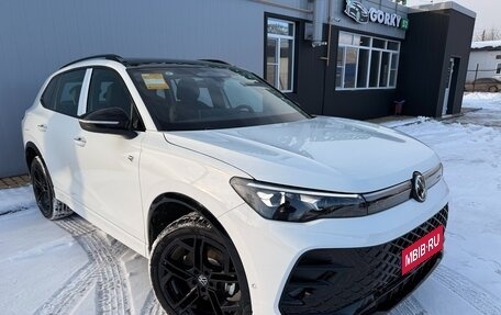 Volkswagen Tiguan, 2025 год, 4 950 000 рублей, 2 фотография