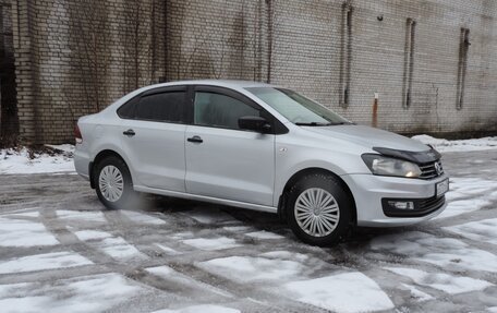 Volkswagen Polo VI (EU Market), 2019 год, 720 000 рублей, 3 фотография