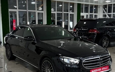 Mercedes-Benz E-Класс, 2020 год, 6 400 000 рублей, 2 фотография