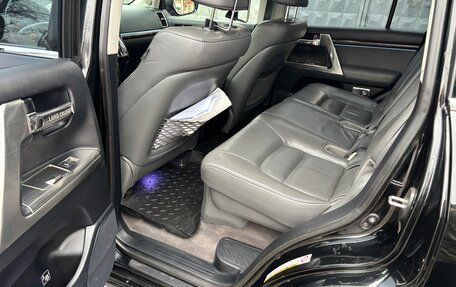 Toyota Land Cruiser 200, 2009 год, 2 990 000 рублей, 7 фотография