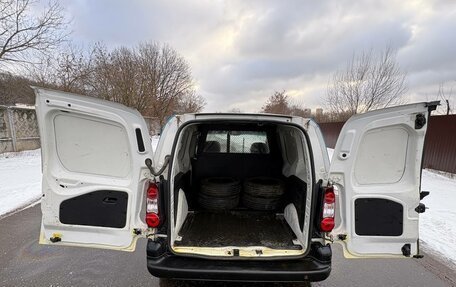 Peugeot Partner II рестайлинг 2, 2011 год, 650 000 рублей, 9 фотография