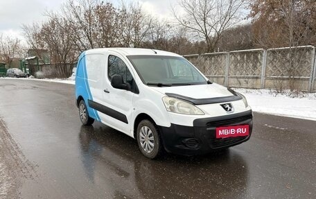 Peugeot Partner II рестайлинг 2, 2011 год, 650 000 рублей, 7 фотография