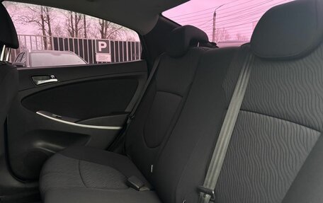 Hyundai Solaris II рестайлинг, 2013 год, 11 фотография