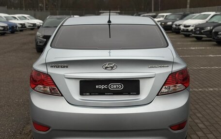 Hyundai Solaris II рестайлинг, 2013 год, 6 фотография