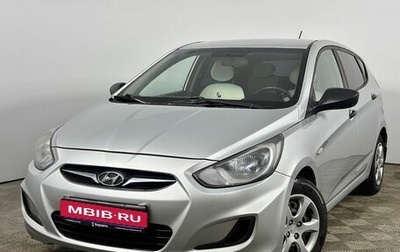 Hyundai Solaris II рестайлинг, 2012 год, 600 000 рублей, 1 фотография