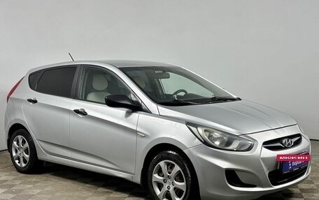 Hyundai Solaris II рестайлинг, 2012 год, 600 000 рублей, 7 фотография