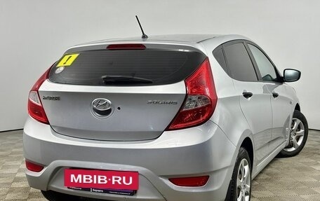Hyundai Solaris II рестайлинг, 2012 год, 600 000 рублей, 5 фотография