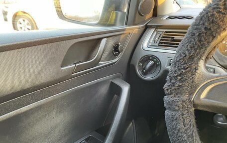 Skoda Rapid I, 2014 год, 850 000 рублей, 13 фотография