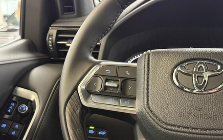 Toyota Land Cruiser, 2025 год, 14 990 000 рублей, 15 фотография