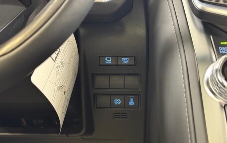 Toyota Land Cruiser, 2025 год, 14 990 000 рублей, 26 фотография