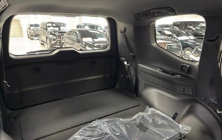 Toyota Land Cruiser, 2025 год, 14 990 000 рублей, 29 фотография