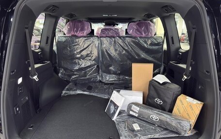 Toyota Land Cruiser, 2025 год, 14 990 000 рублей, 30 фотография