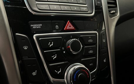 Hyundai i30 II рестайлинг, 2012 год, 890 000 рублей, 17 фотография