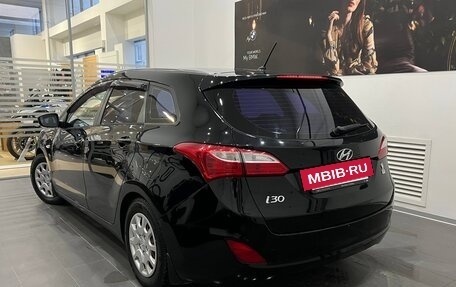 Hyundai i30 II рестайлинг, 2012 год, 890 000 рублей, 9 фотография