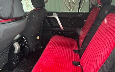 Toyota Land Cruiser Prado 150 рестайлинг 2, 2018 год, 6 600 000 рублей, 11 фотография