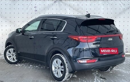 KIA Sportage IV рестайлинг, 2017 год, 2 080 000 рублей, 5 фотография