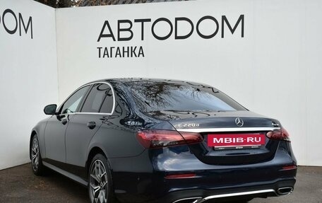 Mercedes-Benz E-Класс, 2020 год, 4 765 000 рублей, 5 фотография