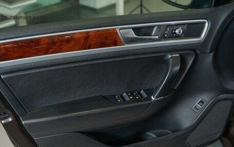 Volkswagen Touareg III, 2015 год, 3 099 000 рублей, 16 фотография